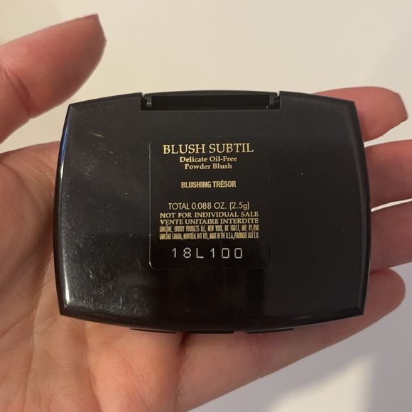 Brand new Lancôme powder blush with mirror compact - Picture 4 of 4